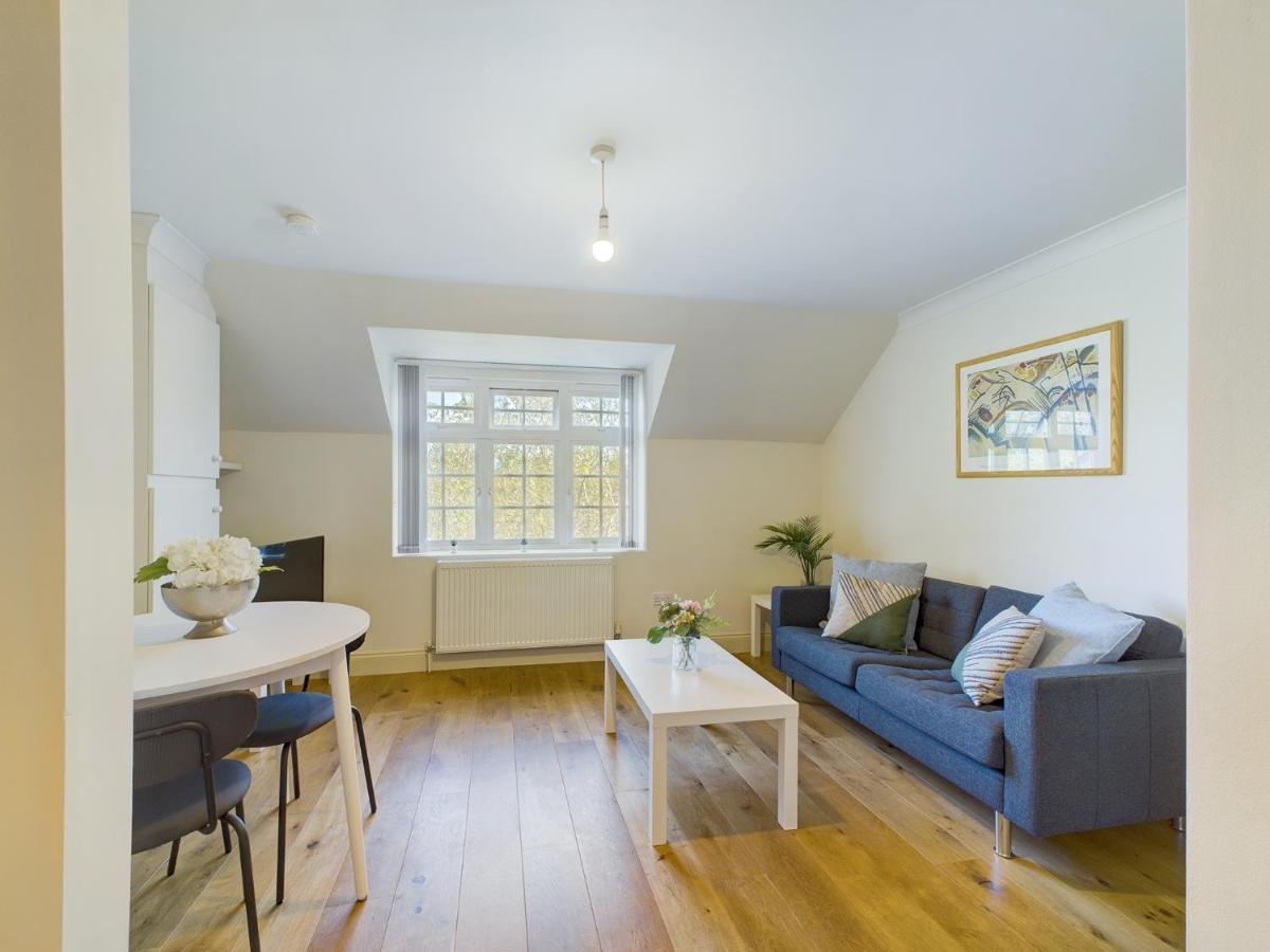 Duplex Redhill Town Centre Apt By Livingo Stays Luaran gambar